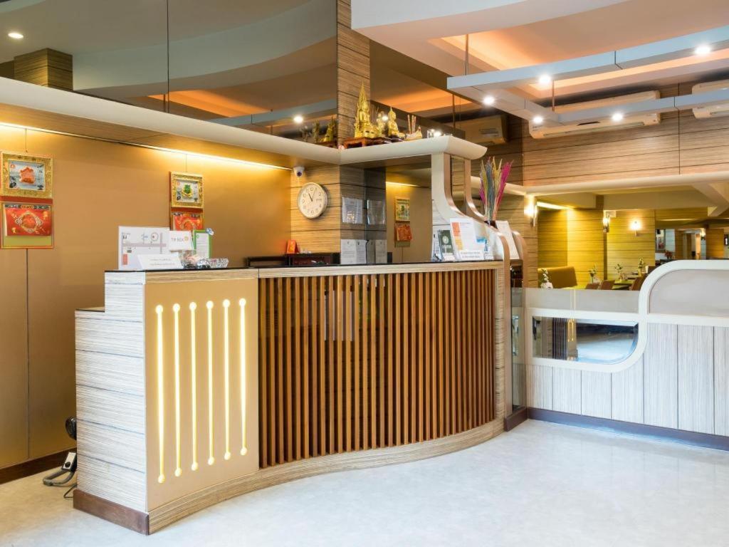 New Suanmali Hotel Bangkok Luaran gambar