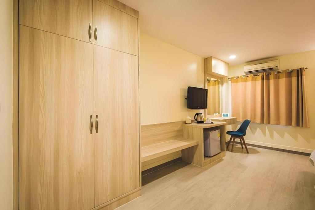 New Suanmali Hotel Bangkok Luaran gambar